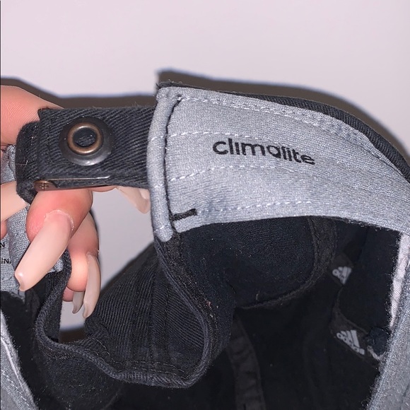 😍Adidas Hat😍 - Picture 6 of 7